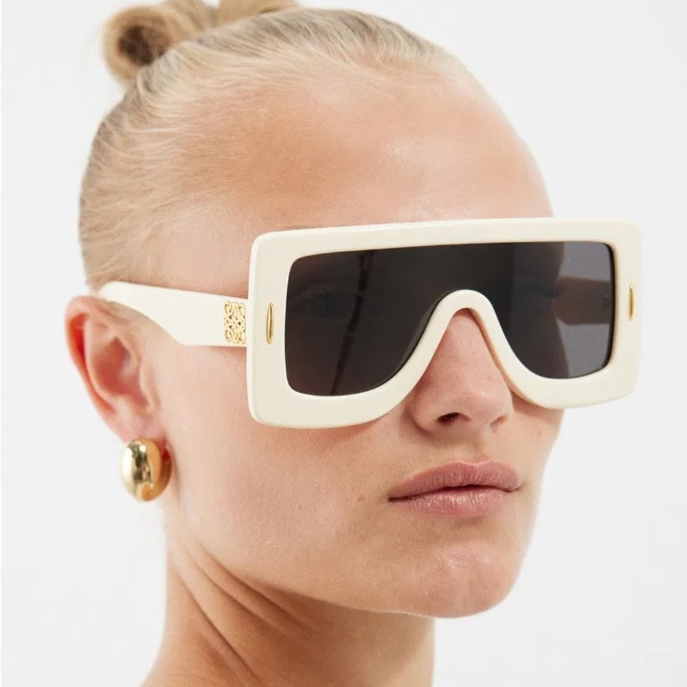 New, LOEWE Sunglasses LW40104I 25A Authentic